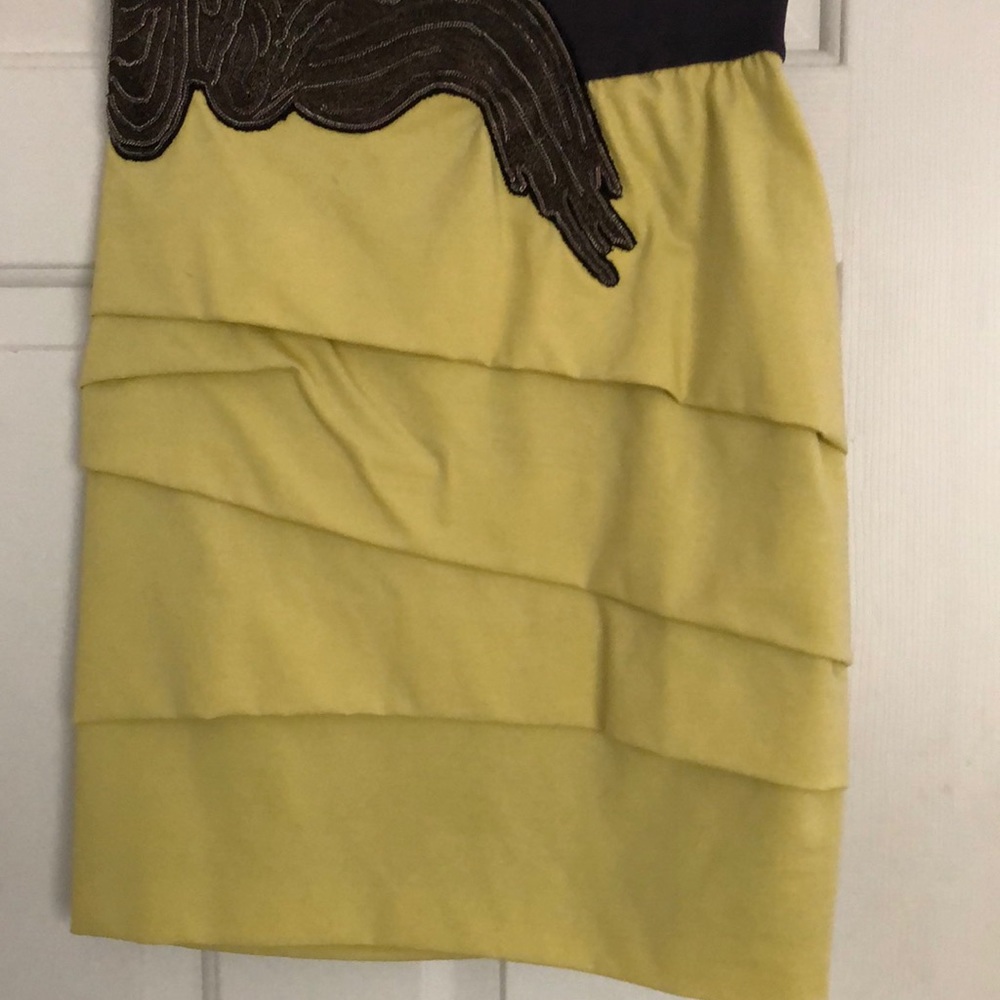 Yigal Azrouel Skirt Yellow with elastic Embellished Skirt_5